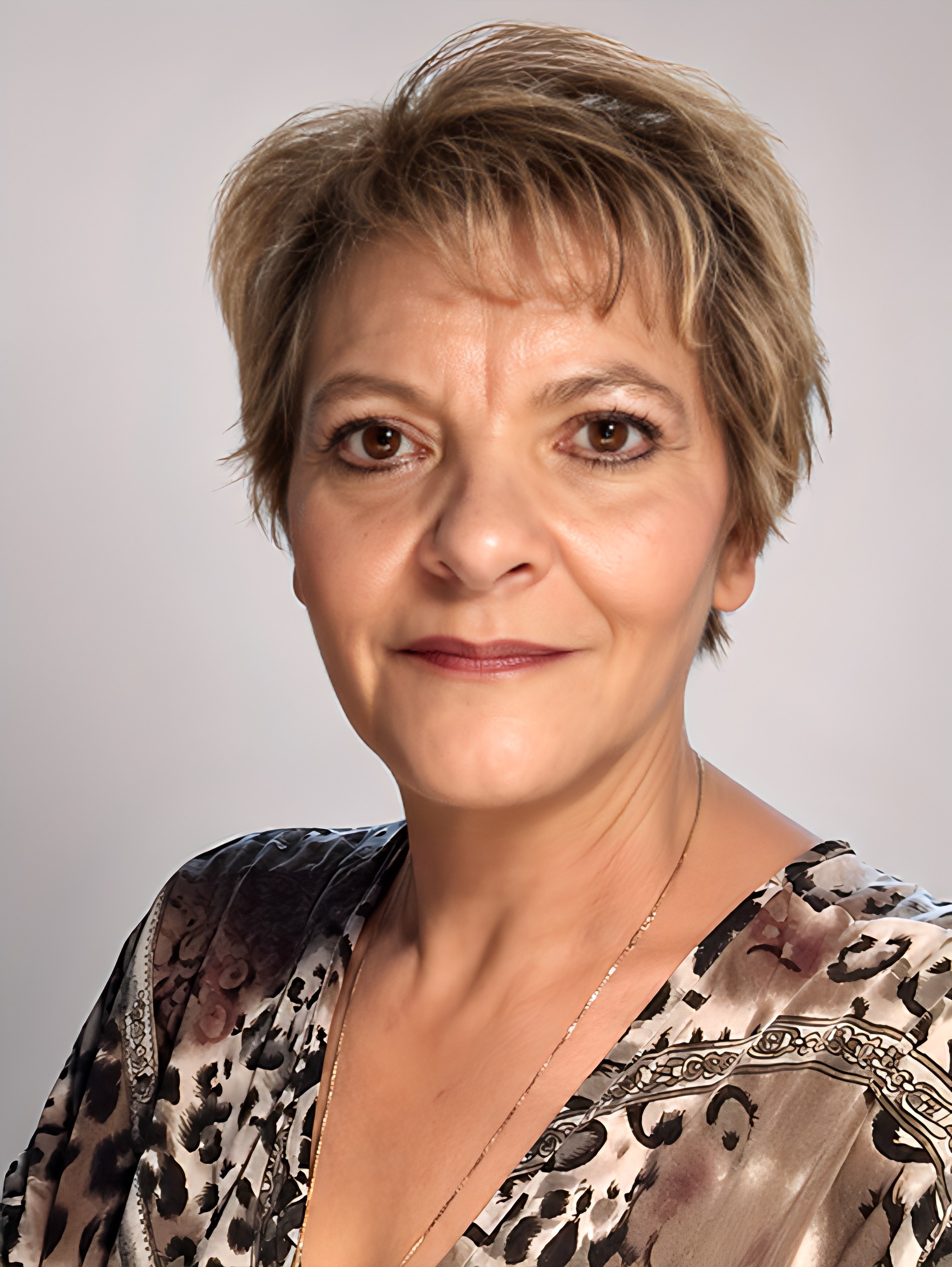 Madame Carmela SEVERINO